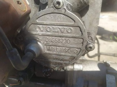 Вакуум насос volvo s80 2.4d фото №1