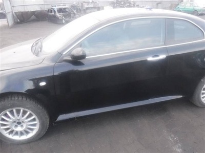 Дверь левый перед alfa romeo gt фото №1