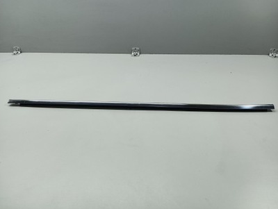 Молдинг ущільнювач двері лівий задня renault megane iv kombi фото №1