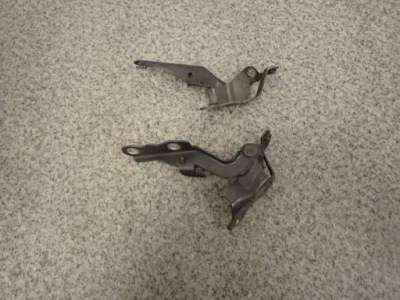 Toyota corolla e12 петля капот левый lub правый фото №1