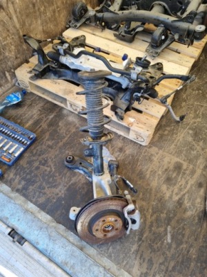 Volvo xc40 правый перед рычаг амортизатор поворотный кулак подвеска правое kpl фото №1