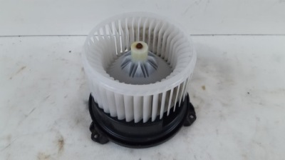 Toyota rav4 iv вентилятор воздуходувка фото №1