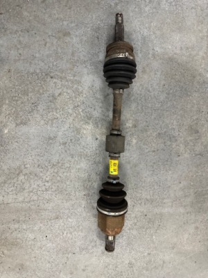 Kia stonic приводной вал левая 1.0 автоматическая коробка передач 49500-h8270 фото №1