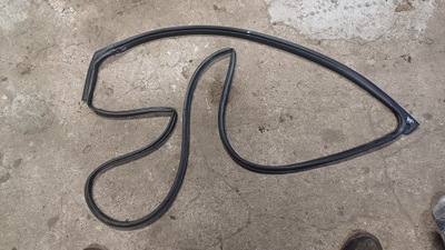 Nissan micra k14 прокладка дверь правая передняя фото №1