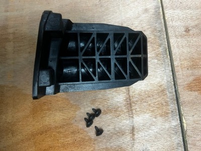 Kia niro ii 2 2021 - кронштейн решітка радіатора решітка праве фото №1