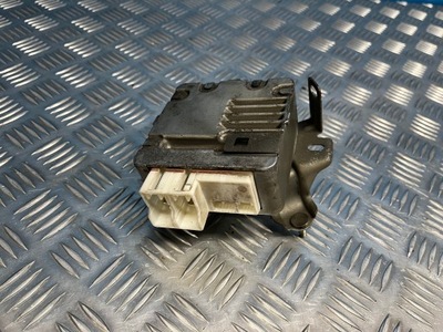 Toyota yaris ii модуль блок управления усилителя фото №1