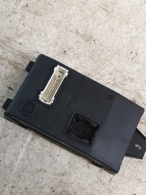 Модуль коробка bsi оригінальний номер 8201068830 renault thalia ii 10r. фото №1