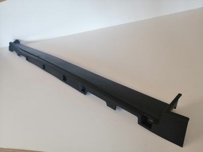 Молдинг поріг права jaguar e-pace фото №1