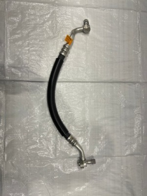 Jeep grand cherokee wk2 lift шланг кондиционера фото №1