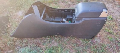 Підлокітник чорний range rover sport l320 фото №1