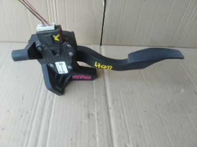 Потенціометр педаль газу opel meriva a 1,7 cdti 93335443 фото №1