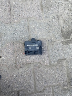 Audi q8 4m8 модуль блок управления дверь 4m1959593d фото №1