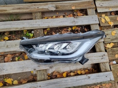 Toyota yaris iv led лампа ліва перед передня фото №1