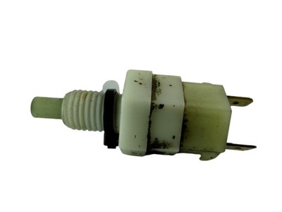 Датчик світло стоп opel corsa 90059582 фото №1