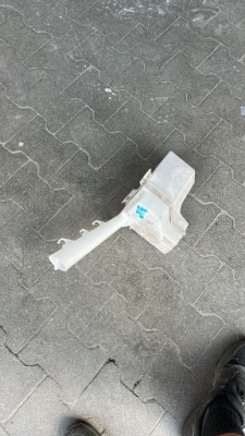 Hyundai i20 2021- бачок распылителя фото №1