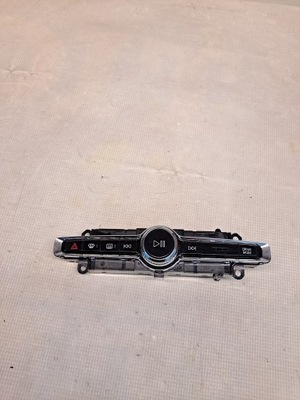 Панель керування радіо volvo xc40 p31456672 фото №1