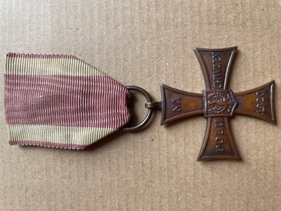 Krzyż Walecznych 1920 ze wstążką