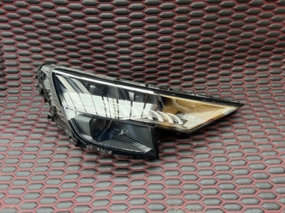 Лампа права правий full led matrix audi rsq8 q8 sq8 4m 18- фото №1