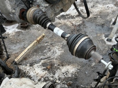 Mercedes a klasa w177 2,0 бензин półoska приводной вал a1773300700 фото №1