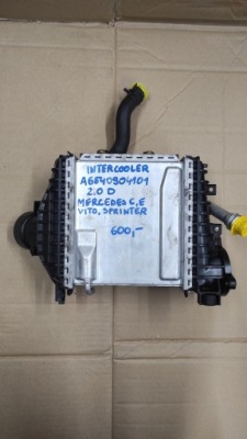 Mercedes 2.0 d a6540904101 интеркулер оригинал фото №1