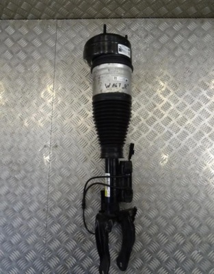 Mercedes gle w167 амортизатор перед передній правий a1673203213 фото №1