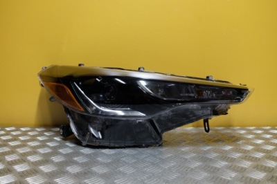 Toyota corolla cross 2022- фара фара full led правий срібляста америка фото №1