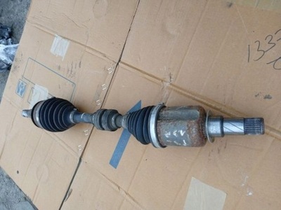 Nissan x-trail t32 1.3 dig-t приводной вал левая передняя фото №1