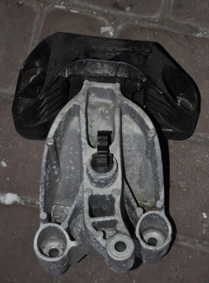 Renault clio v кронштейн, кронштейн фото №1