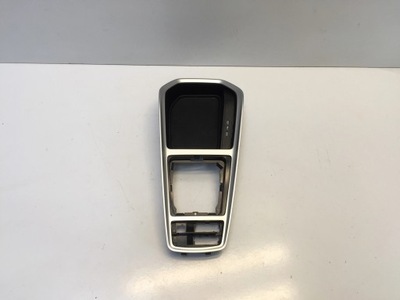 Skoda scala рамка панель средний переключения передач фото №1