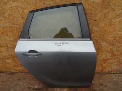 Opel astra iv двері праве задній hb фото №1