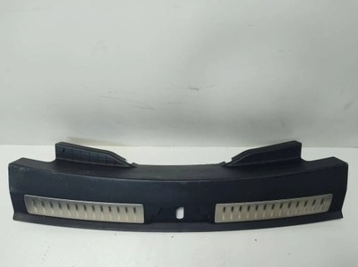 Land rover range rover velar 2017 обшивки багажника фото №1