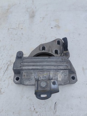 Mercedes glb 247 кронштейн подушка коробки фото №1