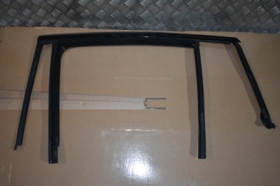 Idealna рамка молдинг двері задня ліва mercedes c167 coupe 1 фото №1