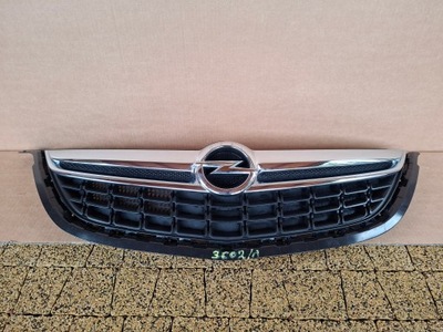 Решётка радиатора решётка радиатора хром opel zafira c 13300698 фото №1
