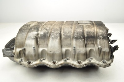 Mercedes w216 6.2 amg коллектор впускной  a1561401501 фото №1