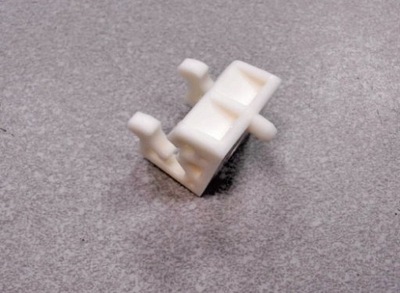 Клипса нижняя фара kia venga фото №1