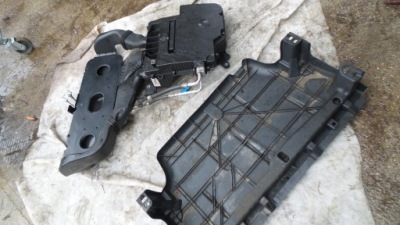 Вентиляция аккумулятора 295p56812r 295e39666r renault zoe охлаждение аккумулятор фото №1