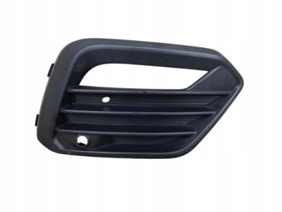 Seat ateca решітка бампера права оригінал фото №1