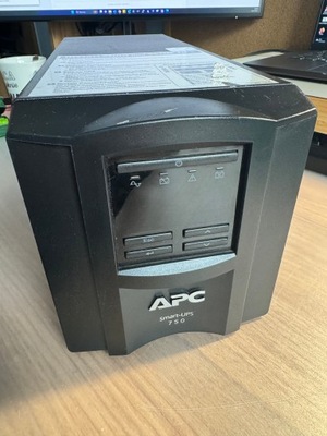 UPS APC Smart-UPS SMT750i