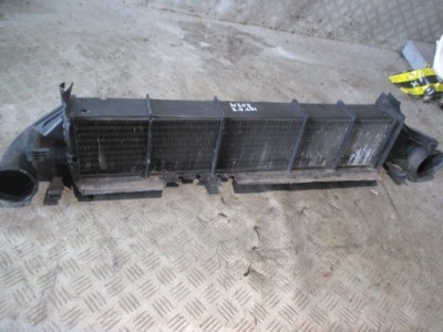 Mercedes c klasa w203 00-07 радиатор воздуха интеркулер a2035000000 фото №1