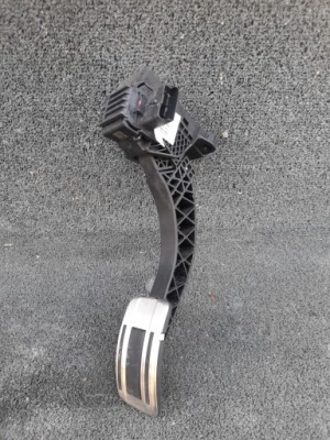 Педаль газу citroen ds7 фото №1