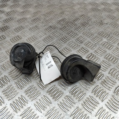 Peugeot 5008 2011 клаксон фото №1