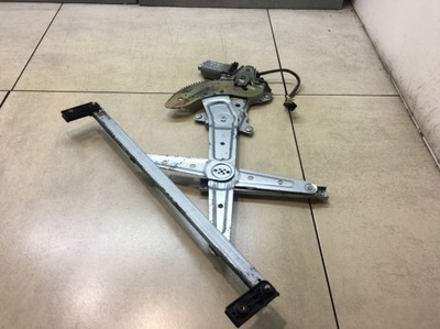 Подъемник стекло правый задняя kia carens ii фото №1