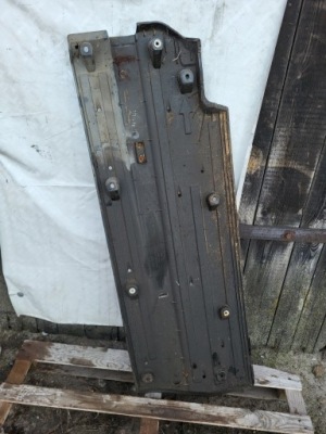 Плита захист підвіска kia ceed ii права 84145-a600 фото №1