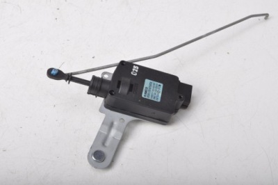 Hyundai santa fe ii привід центрального замка кришки 95750-2b000 фото №1