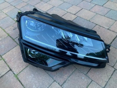 Skoda karoq 57b941016f лампа правая full led фото №1