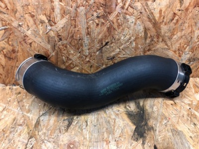 Bmw f01 f02 f06 f07 f10 f11 f12 f13 патрубок інтеркулер труба шланг 8516509 фото №1