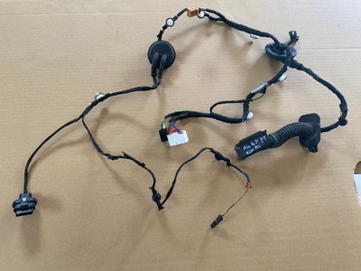 Audi a4 b9 жгут монтажная дверь правый задняя фото №1