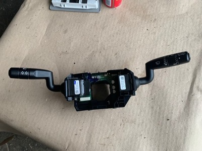 Freelander ii переключатель комбинированный 7g9n-13n064-mb фото №1