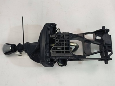 Рычаг переключения передач a9102601800 mercdes-benz sprinter 907 фото №1